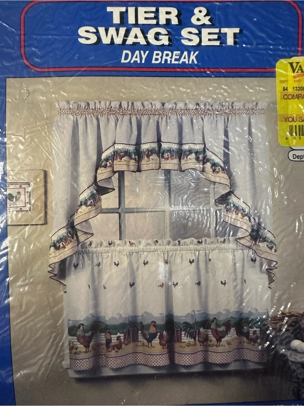Tier & Swag Set - White with Chickens Window Curtain Set